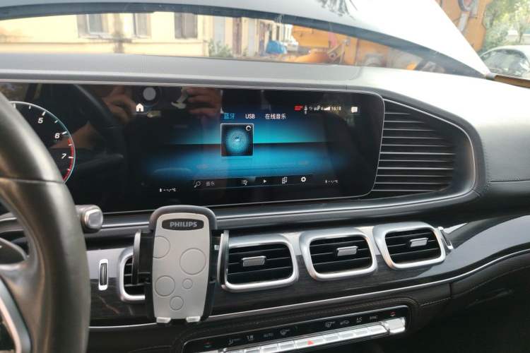 Used Mercedes-Benz GLS 2020 GLS 450 4MATIC Dynamic Edition Audio And AC Panel