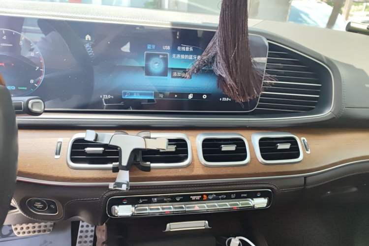 Used Mercedes-Benz GLS 2020 GLS 450 4MATIC Luxury Model Audio And AC Panel
