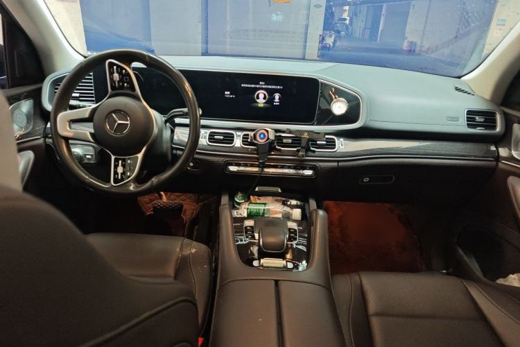 Used Mercedes-Benz GLS 2020 GLS 450 4MATIC Dynamic Edition Center Console