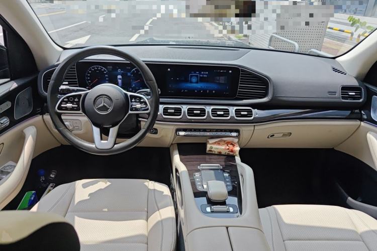Used Mercedes-Benz GLS 2020 GLS 450 4MATIC Dynamic Edition Center Console