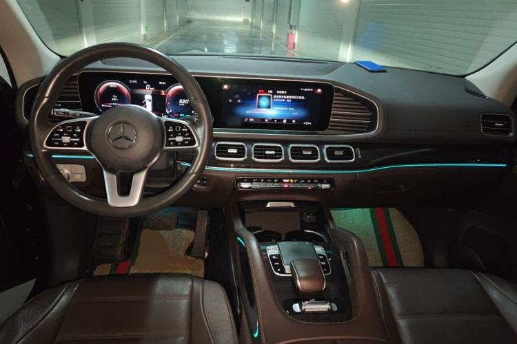 Used Mercedes-Benz GLS 2020 GLS 450 4MATIC Dynamic Edition Center Console
