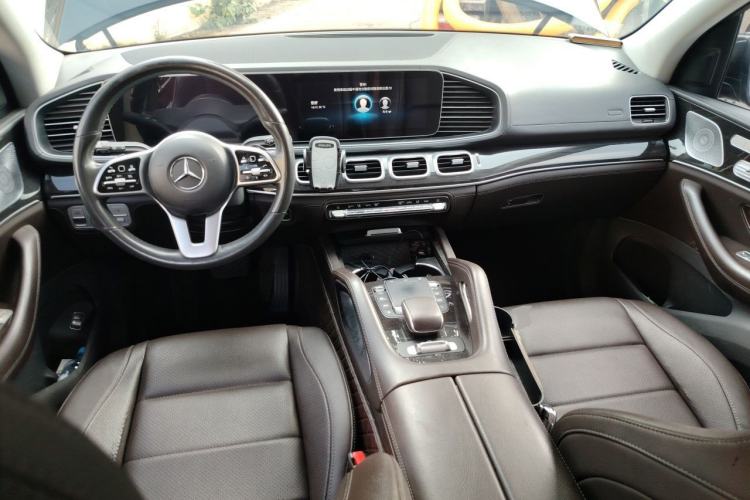 Used Mercedes-Benz GLS 2020 GLS 450 4MATIC Dynamic Edition Center Console