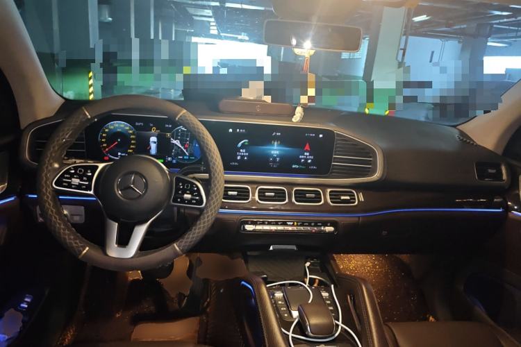 Used Mercedes-Benz GLS 2020 GLS 450 4MATIC Dynamic Edition Center Console
