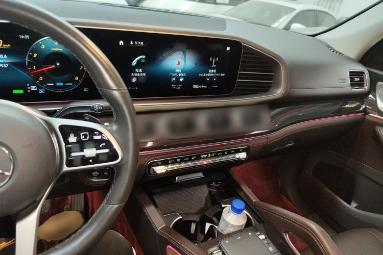Used Mercedes-Benz GLS 2020 GLS 450 4MATIC Dynamic Edition Center Console