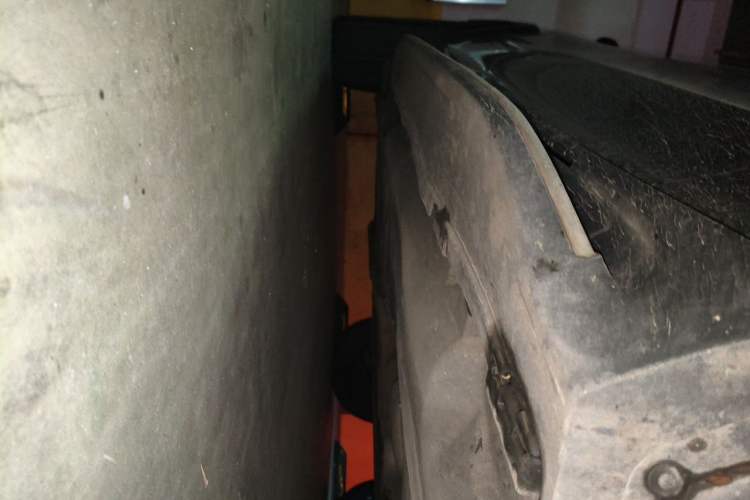 Used Mercedes-Benz GLS  Chassis Front Right