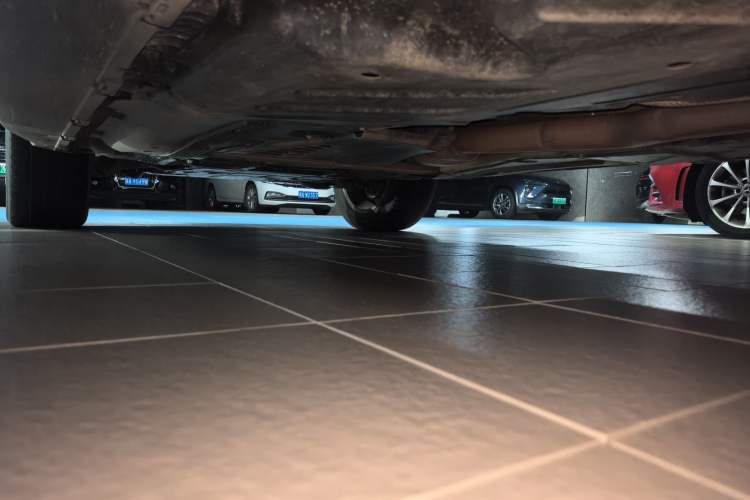 Used Mercedes-Benz GLS 2020 GLS 450 4MATIC Dynamic Edition Chassis Rear Left