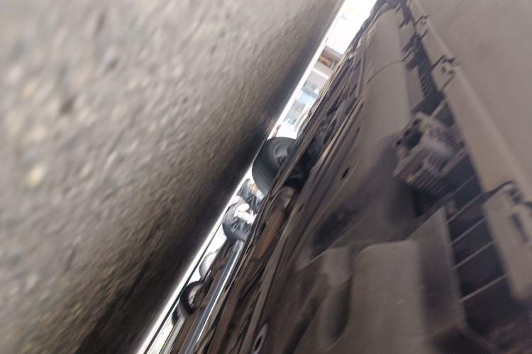 Used Mercedes-Benz GLS  Chassis Rear Left