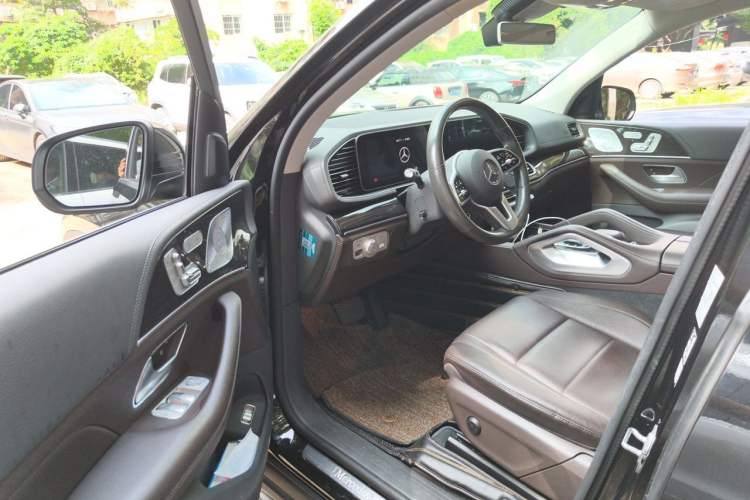 Used Mercedes-Benz GLS 2020 GLS 450 4MATIC Dynamic Edition Driver Seat