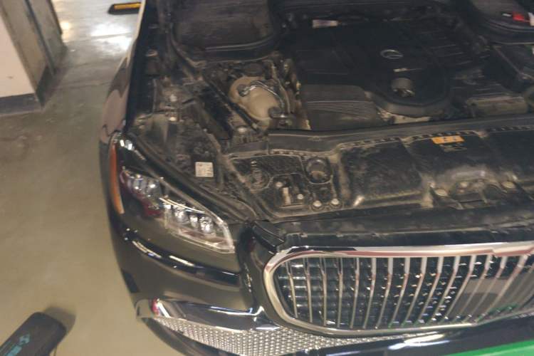 Used Mercedes-Benz GLS  Engine Bay Right