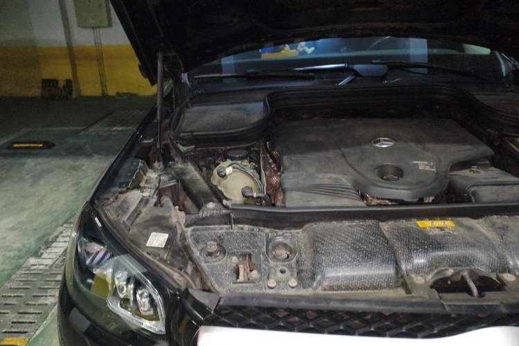 Used Mercedes-Benz GLS  Engine Bay Right