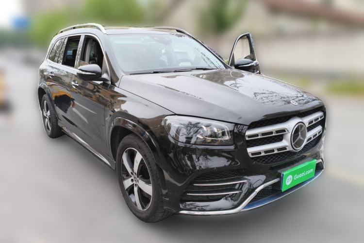 Used Mercedes-Benz GLS 2020 GLS 450 4MATIC Luxury Model Front Right 45 Deg