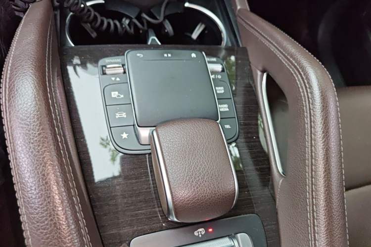 Used Mercedes-Benz GLS 2020 GLS 450 4MATIC Dynamic Edition Gear Lever