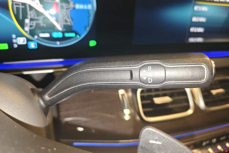 Used Mercedes-Benz GLS 2020 GLS 450 4MATIC Dynamic Edition Gear Lever