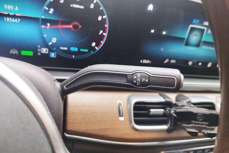 Used Mercedes-Benz GLS 2020 GLS 450 4MATIC Luxury Model Gear Lever