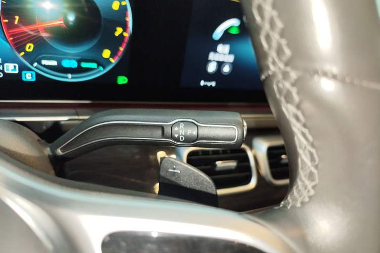 Used Mercedes-Benz GLS 2020 GLS 450 4MATIC Dynamic Edition Gear Lever