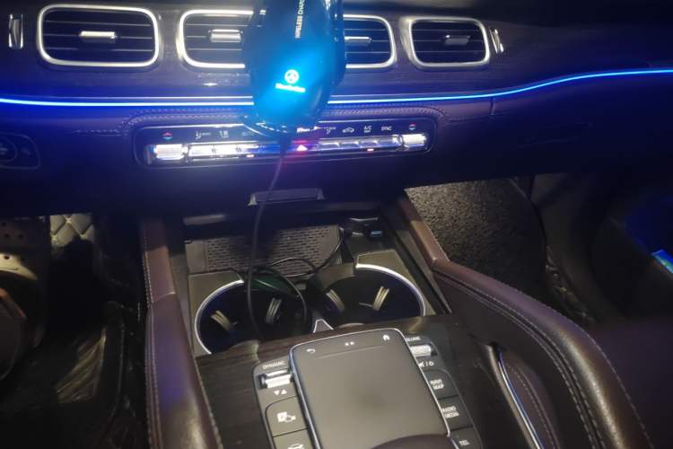 Used Mercedes-Benz GLS 2020 GLS 450 4MATIC Dynamic Edition Gear Lever