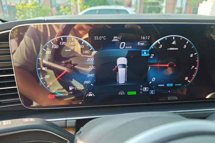 Used Mercedes-Benz GLS 2020 GLS 450 4MATIC Luxury Model Instrument Cluster