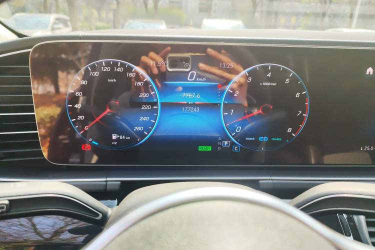 Used Mercedes-Benz GLS 2020 GLS 450 4MATIC Dynamic Edition Instrument Cluster