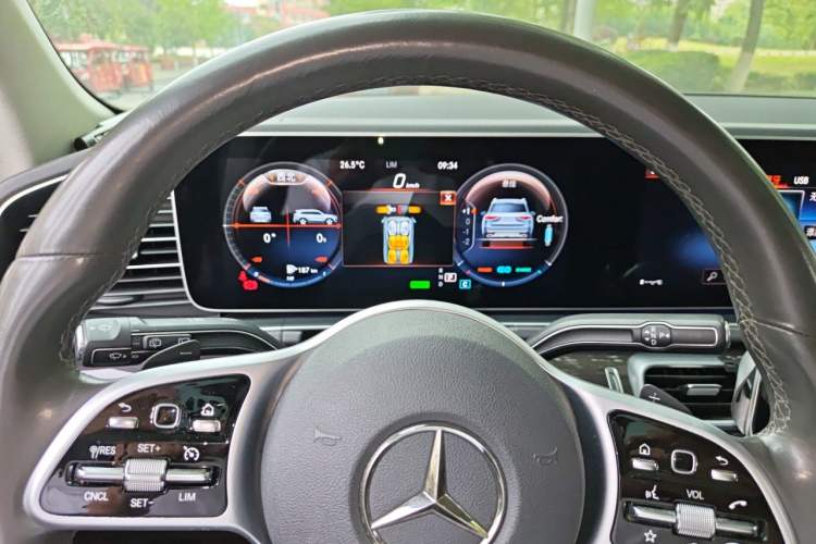 Used Mercedes-Benz GLS 2020 GLS 450 4MATIC Dynamic Edition Instrument Cluster