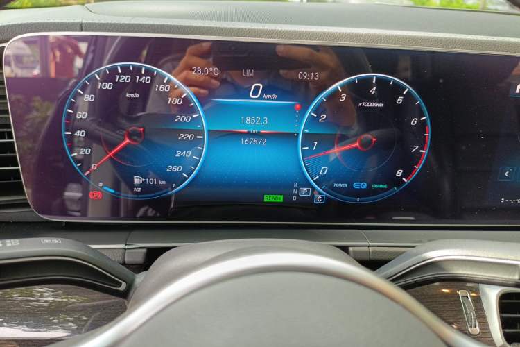 Used Mercedes-Benz GLS 2020 GLS 450 4MATIC Dynamic Edition Instrument Cluster