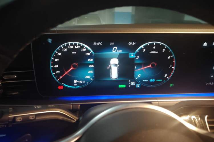 Used Mercedes-Benz GLS 2020 GLS 450 4MATIC Dynamic Edition Instrument Cluster