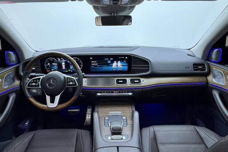 Used Mercedes-Benz GLS 2020 GLS 450 4MATIC Luxury Model Interior 1