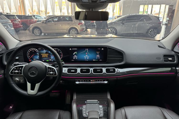 Used Mercedes-Benz GLS 2020 GLS 450 4MATIC Dynamic Edition Interior 1