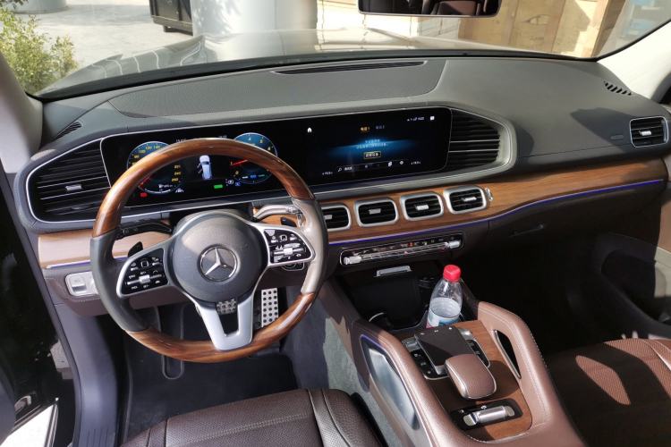 Used Mercedes-Benz GLS 2020 GLS 450 4MATIC Luxury Model Interior 2