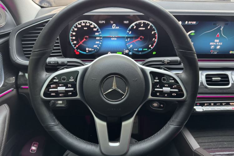 Used Mercedes-Benz GLS 2020 GLS 450 4MATIC Dynamic Edition Interior 2
