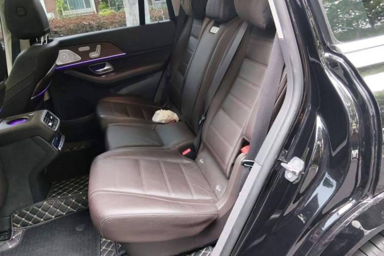 Used Mercedes-Benz GLS 2020 GLS 450 4MATIC Luxury Model Interior 4