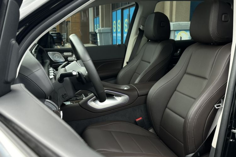 Used Mercedes-Benz GLS 2020 GLS 450 4MATIC Dynamic Edition Interior 4
