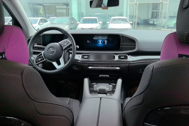 Used Mercedes-Benz GLS 2020 GLS 450 4MATIC Dynamic Edition Interior 4
