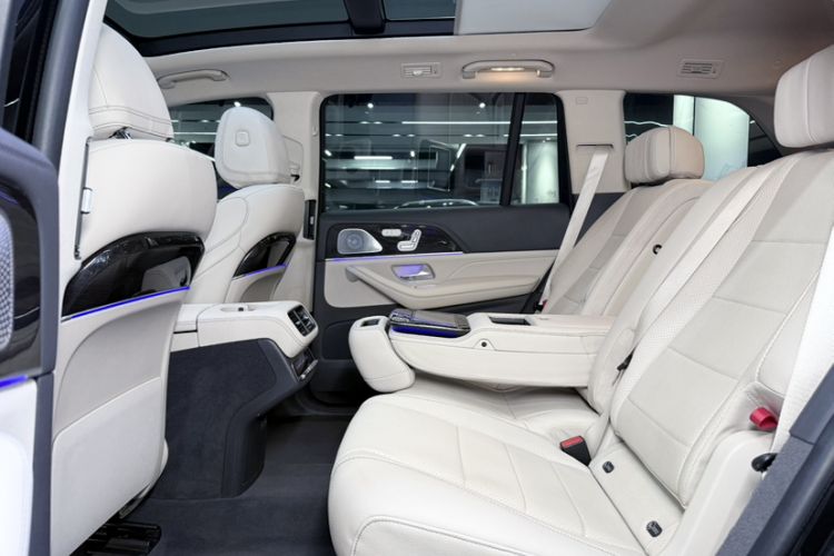 Used Mercedes-Benz GLS 2020 GLS 450 4MATIC Dynamic Edition Interior 5