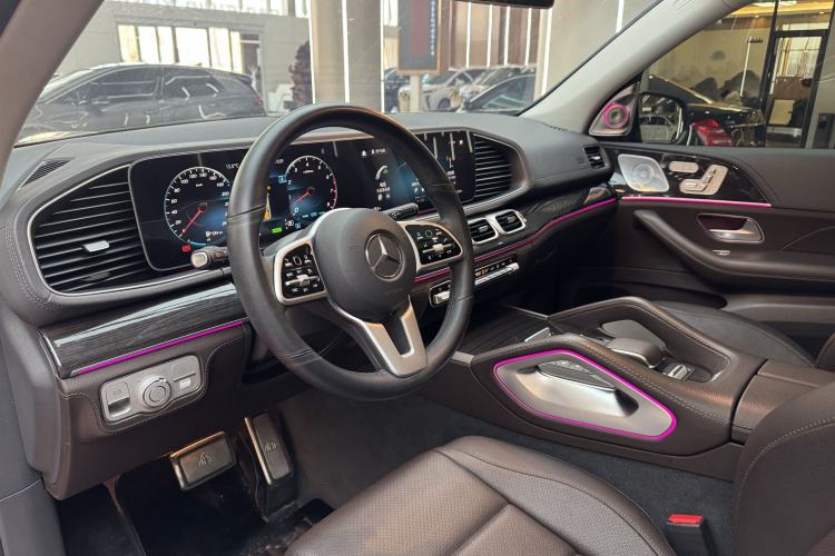 Used Mercedes-Benz GLS 2020 GLS 450 4MATIC Dynamic Edition Interior 5