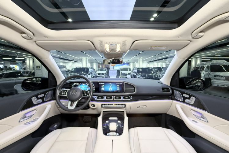 Used Mercedes-Benz GLS 2020 GLS 450 4MATIC Dynamic Edition Interior 6