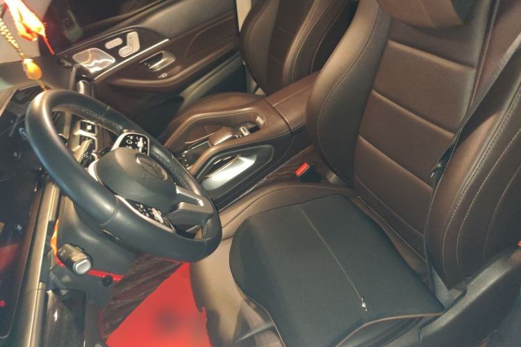 Used Mercedes-Benz GLS  Left Front Seat