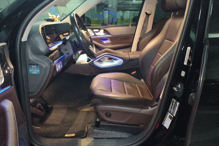 Used Mercedes-Benz GLS  Left Front Seat