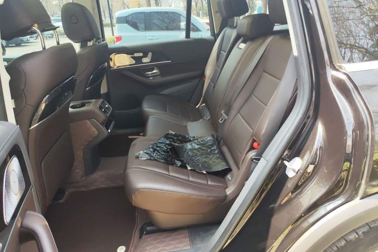 Used Mercedes-Benz GLS 2020 GLS 450 4MATIC Dynamic Edition Left Rear Seat