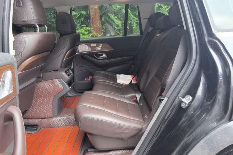 Used Mercedes-Benz GLS 2020 GLS 450 4MATIC Luxury Model Left Rear Seat