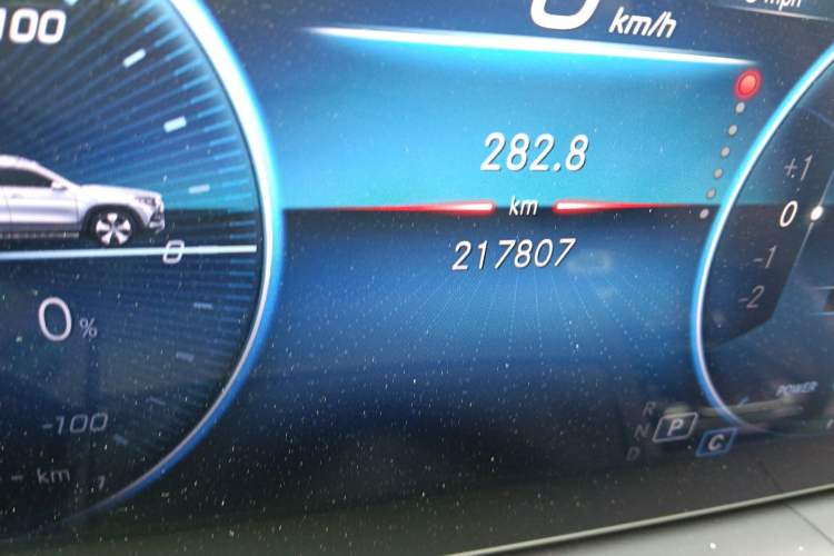 Used Mercedes-Benz GLS 2020 GLS 450 4MATIC Dynamic Edition Odometer Close Up
