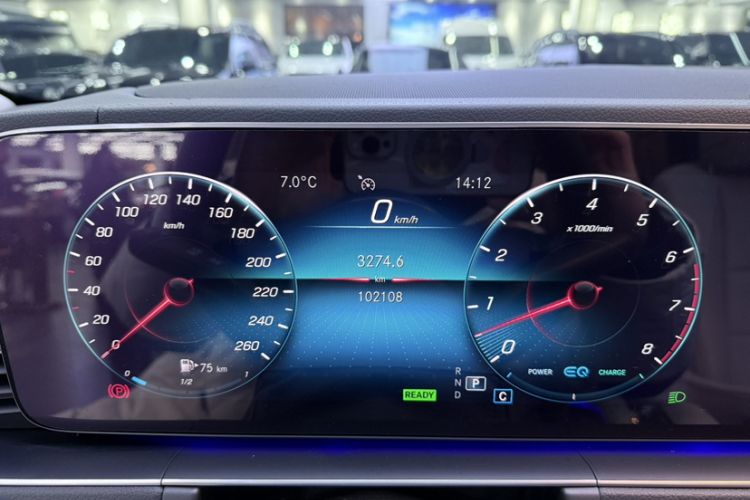 Used Mercedes-Benz GLS 2020 GLS 450 4MATIC Dynamic Edition Odometer Close Up