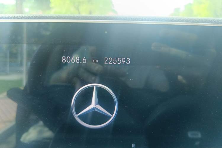 Used Mercedes-Benz GLS 2020 GLS 450 4MATIC Dynamic Edition Odometer Close Up
