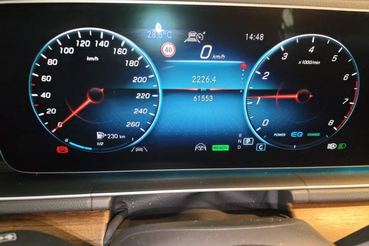 Used Mercedes-Benz GLS 2020 GLS 450 4MATIC Luxury Model Odometer Close Up