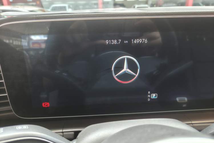 Used Mercedes-Benz GLS 2020 GLS 450 4MATIC Dynamic Edition Odometer Close Up
