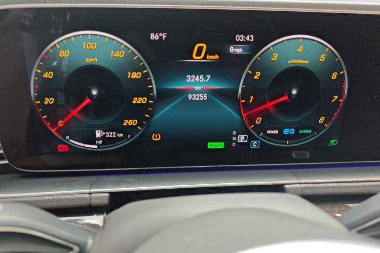 Used Mercedes-Benz GLS 2020 GLS 450 4MATIC Dynamic Edition Odometer Close Up