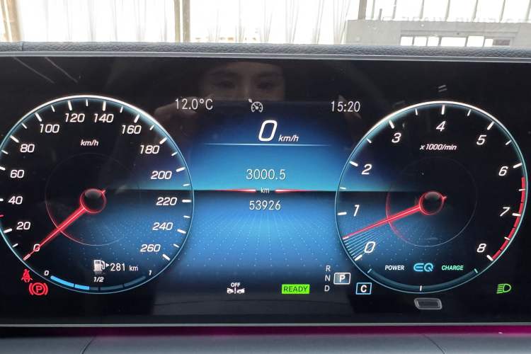 Used Mercedes-Benz GLS 2020 GLS 450 4MATIC Dynamic Edition Odometer Close Up