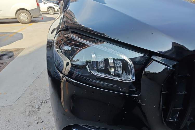 Used Mercedes-Benz GLS 2020 GLS 450 4MATIC Luxury Model Right Front Headlight