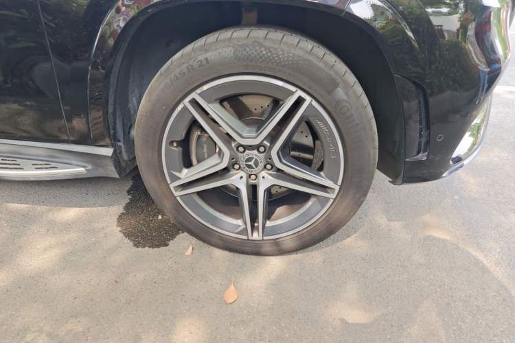 Used Mercedes-Benz GLS 2020 GLS 450 4MATIC Luxury Model Right Front Wheel Hub
