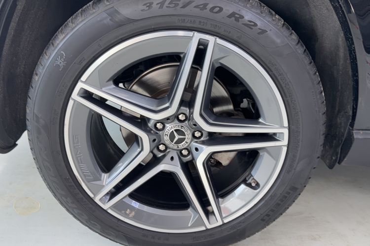 Used Mercedes-Benz GLS 2020 GLS 450 4MATIC Luxury Model Right Rear Wheel Hub
