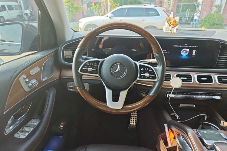 Used Mercedes-Benz GLS 2020 GLS 450 4MATIC Luxury Model Steering Wheel